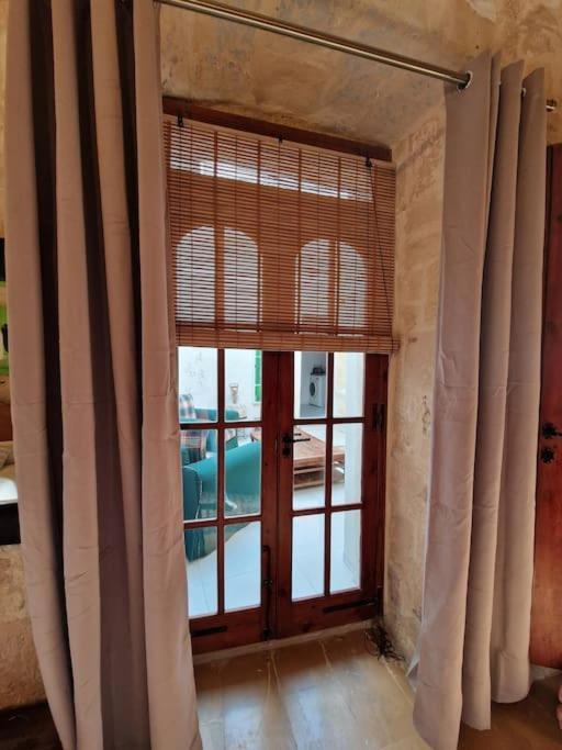 Cozy 1 Bedroom House In Iz-Żejtun エクステリア 写真